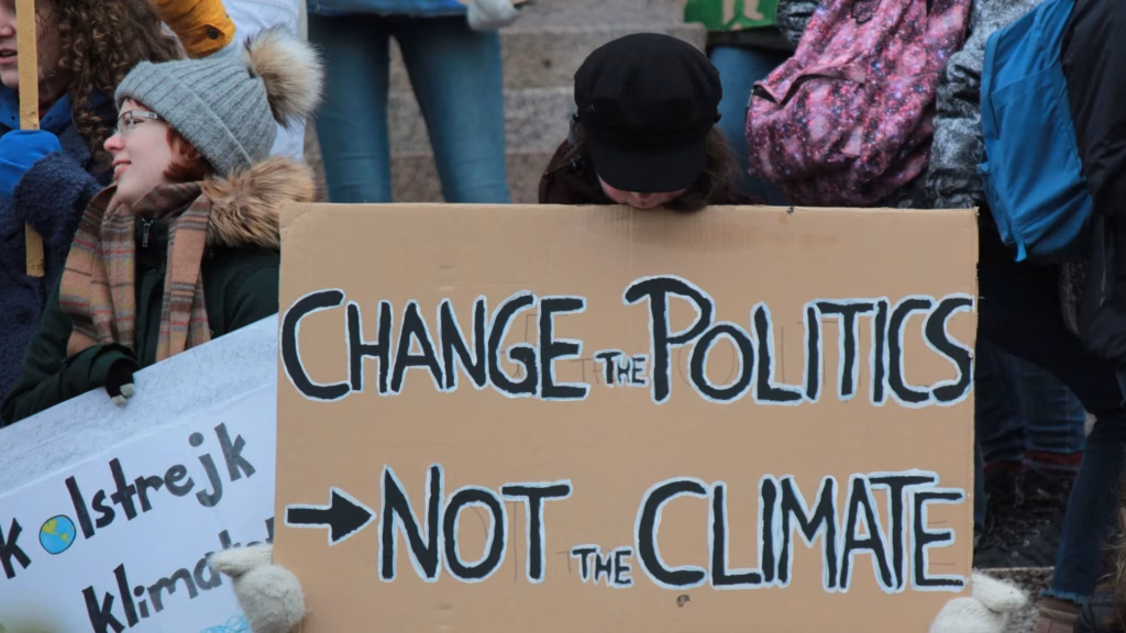 The European Union’s Governmentality of Climate-Induced Migration: A Need for Reconceptualization